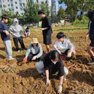 20251026_060015 (1).jpg