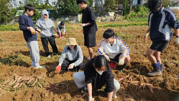 20251026_060015 (1).jpg